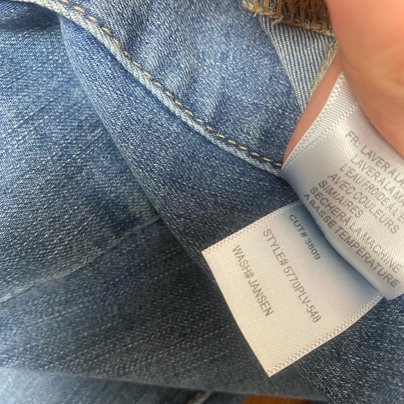 ✨ 2 for $40 SALE | Articles Of Society | 29 | Suzy Jansen Cutoff Jeans - Picture 5 of 8